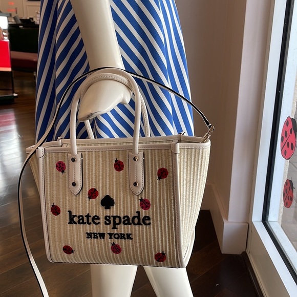 Kate Spade Ella Small Ladybug Tote Bag
COLOR:
Natural Multi
NWT - Picture 4 of 16